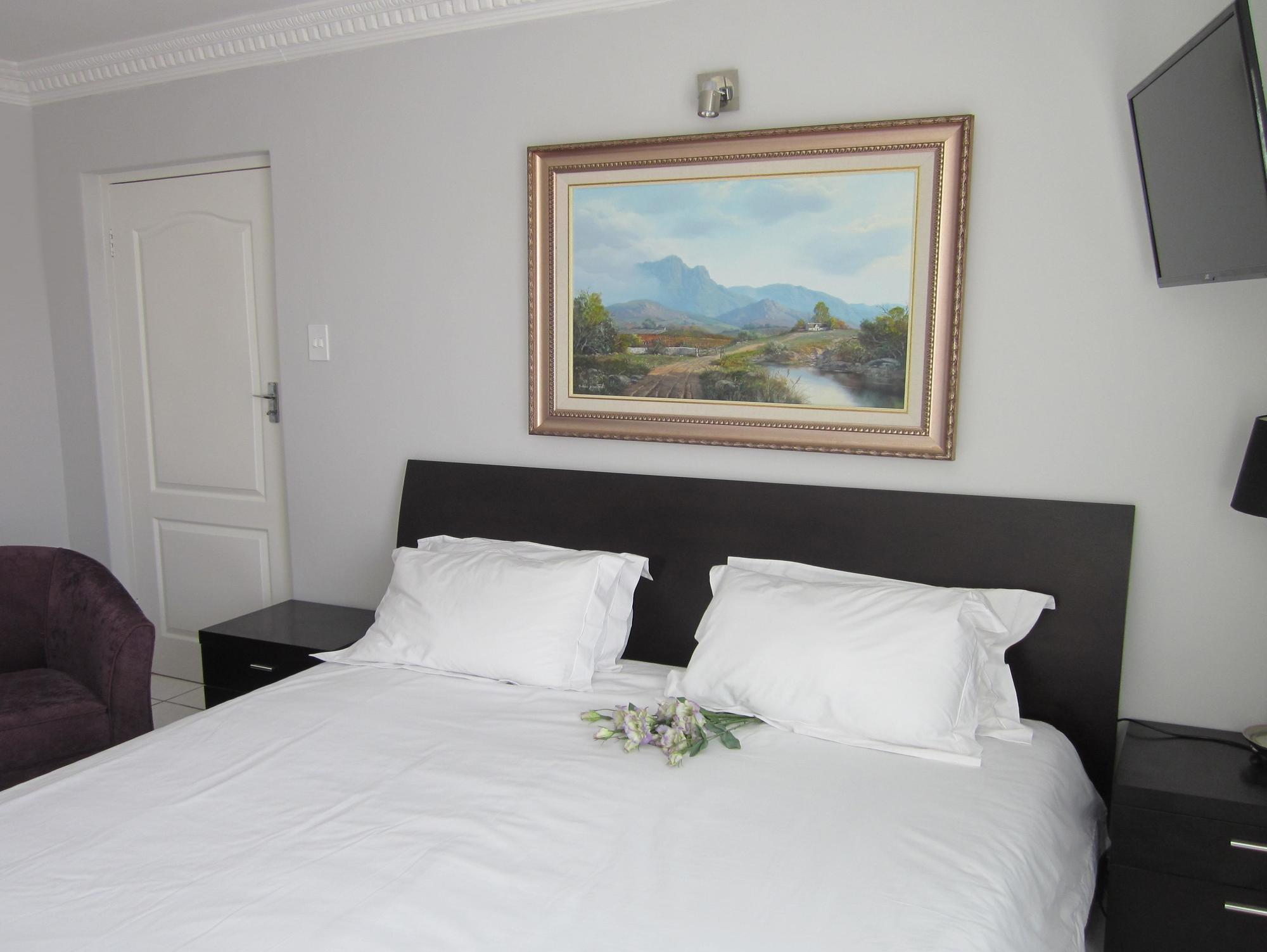 Holiday Guest House Langebaan Bagian luar foto